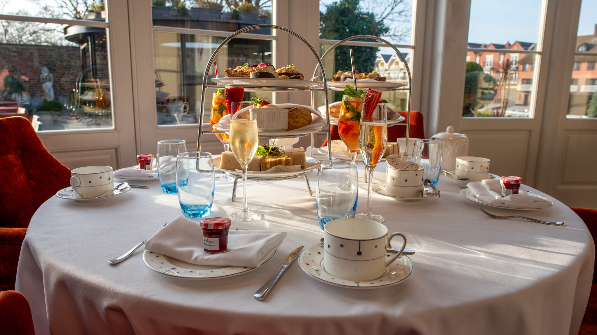 Afternoon tea at Sir Christopher Wren