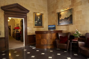Sir Christopher Wren Hotel and Spa reception area